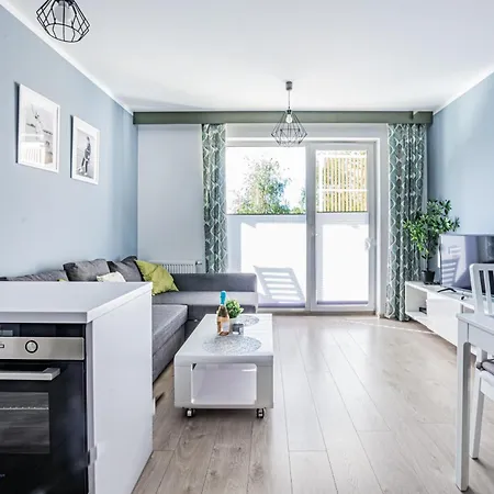 Апартаменти Vacationclub - Feniks 203